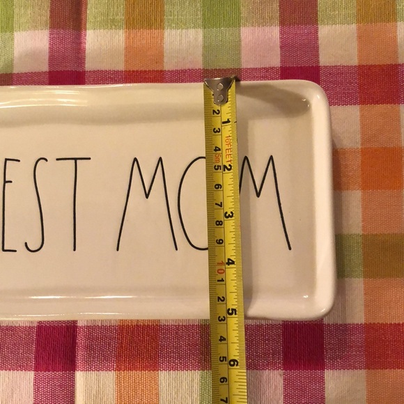 Rae Dunn BEST MOM Tray - Picture 4 of 4